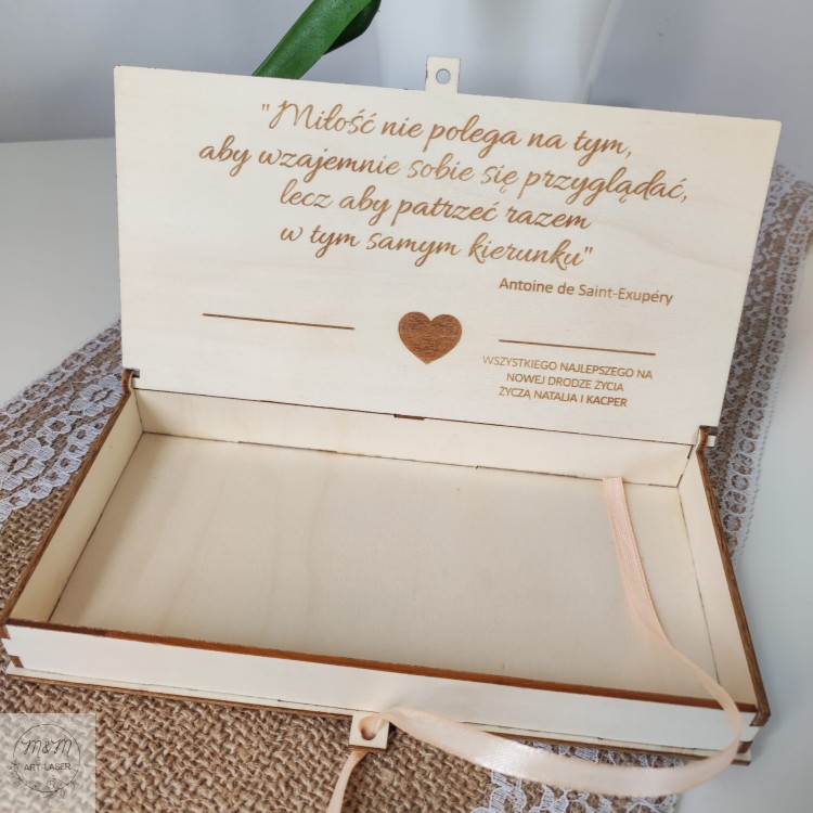 pamiątka ślubna grawerowane życzenia dla pary młodej