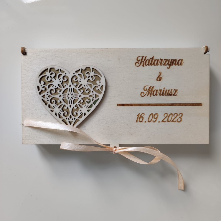pamiątka ślubna personalizowana z grawerem