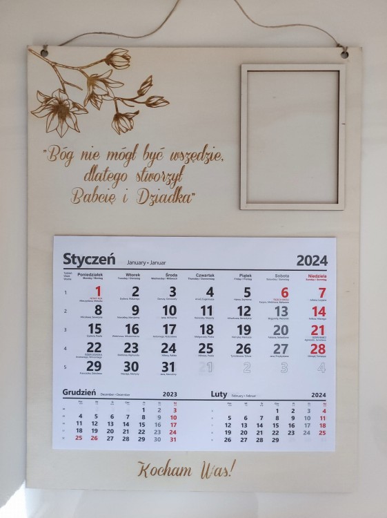 personalizowany-drewniany-kalendarz.jpg