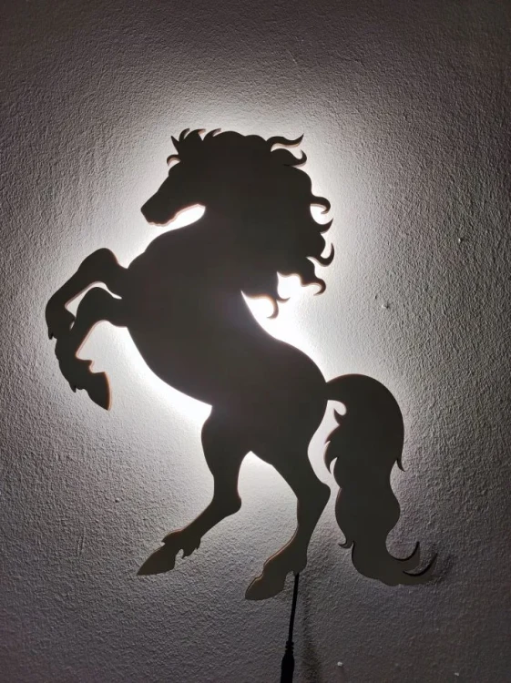 lampka-nocna-led-konik.webp
