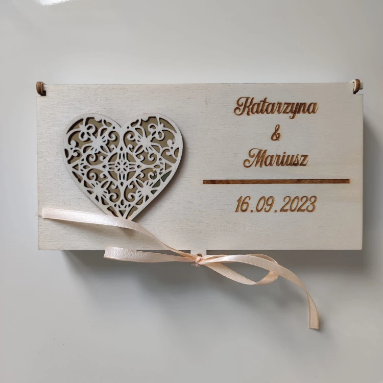 pamiątka ślubna personalizowana z grawerem