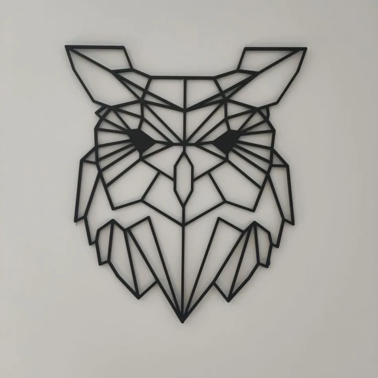sowa-geometryczna-dekoracja-na-sciane.webp